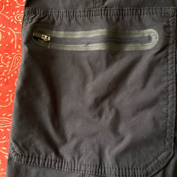 Mens 36 waist athletic shorts - Picture 5 of 5